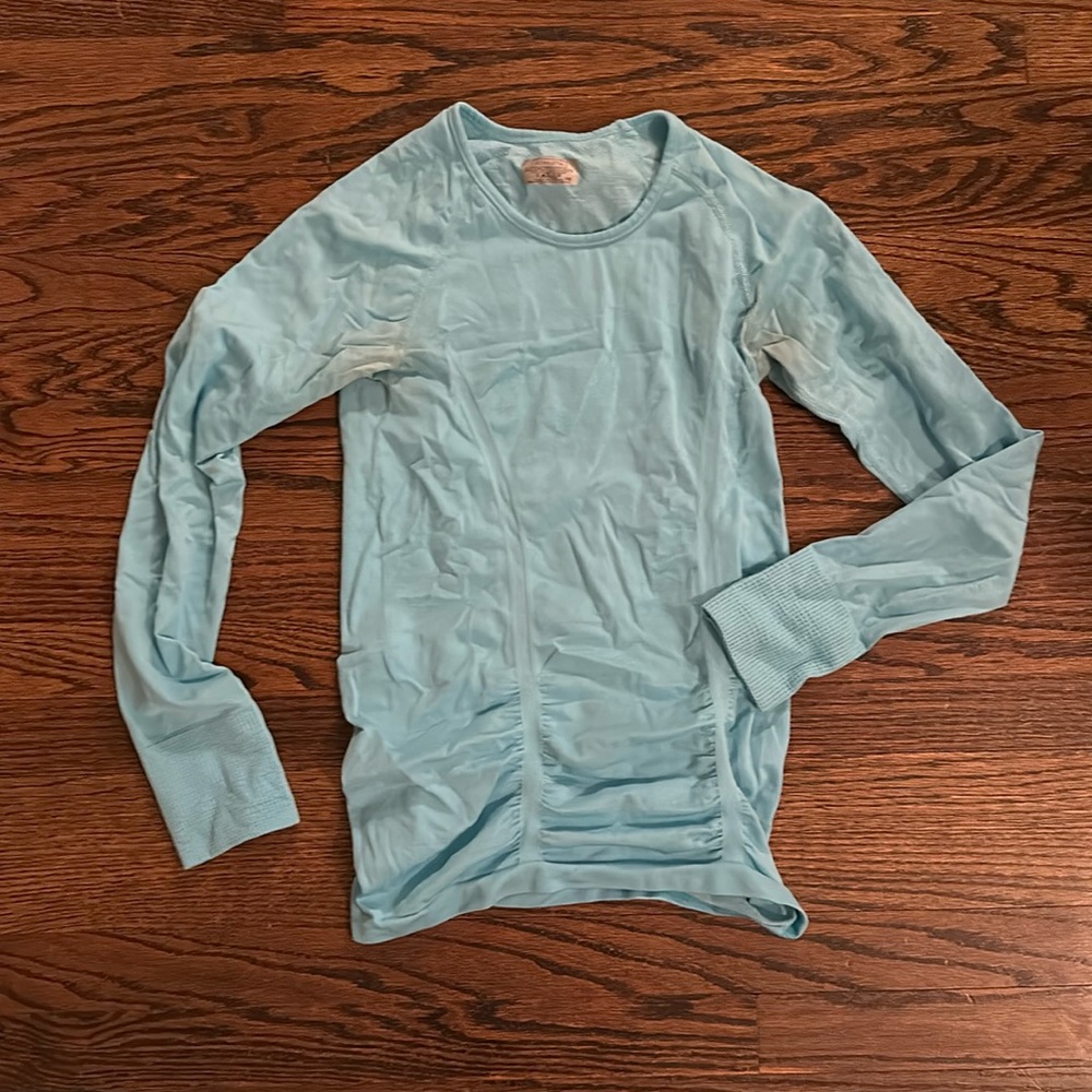 Women’s Athleta Long Sleeve